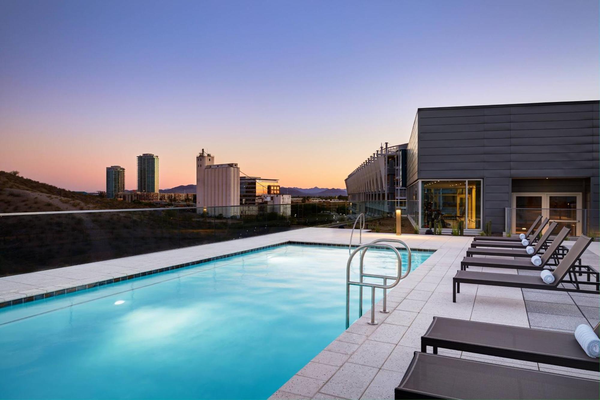 Ac Hotel By Marriott Phoenix Tempe/Downtown Экстерьер фото