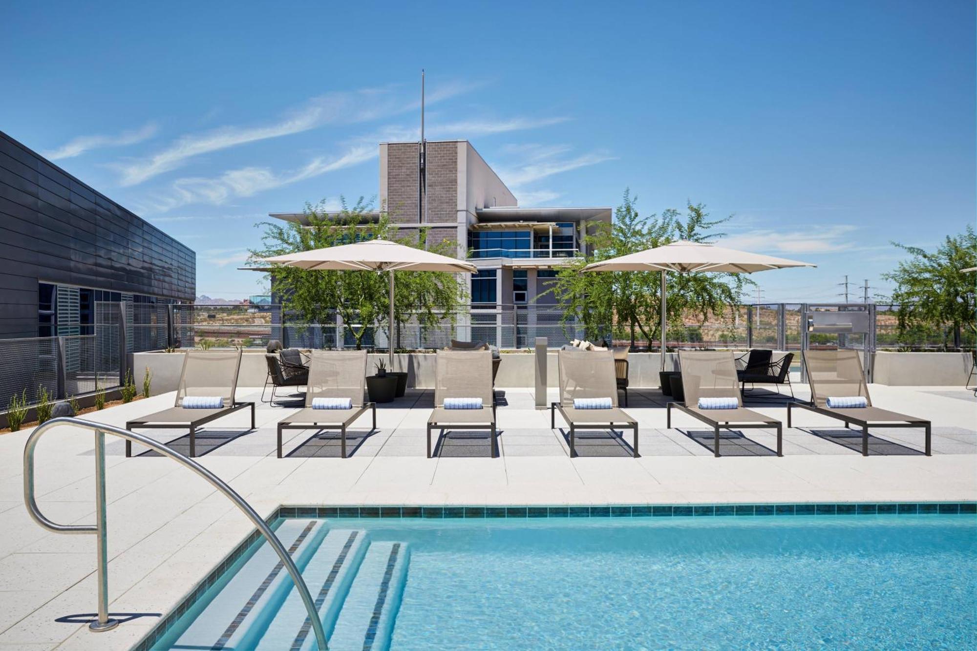 Ac Hotel By Marriott Phoenix Tempe/Downtown Экстерьер фото